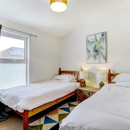 Lovely 3 Bed House In Bristol Villa Bagian luar foto